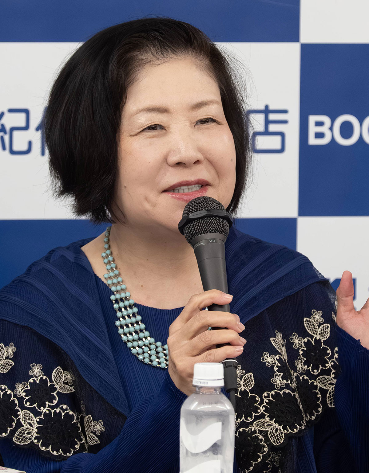 山口恵以子